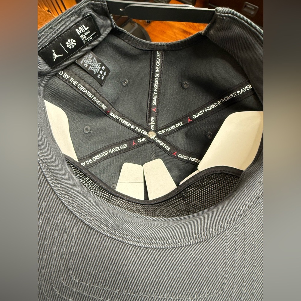 Gorgeous Pro Jordan SnapBack!!! - Picture 7 of 9